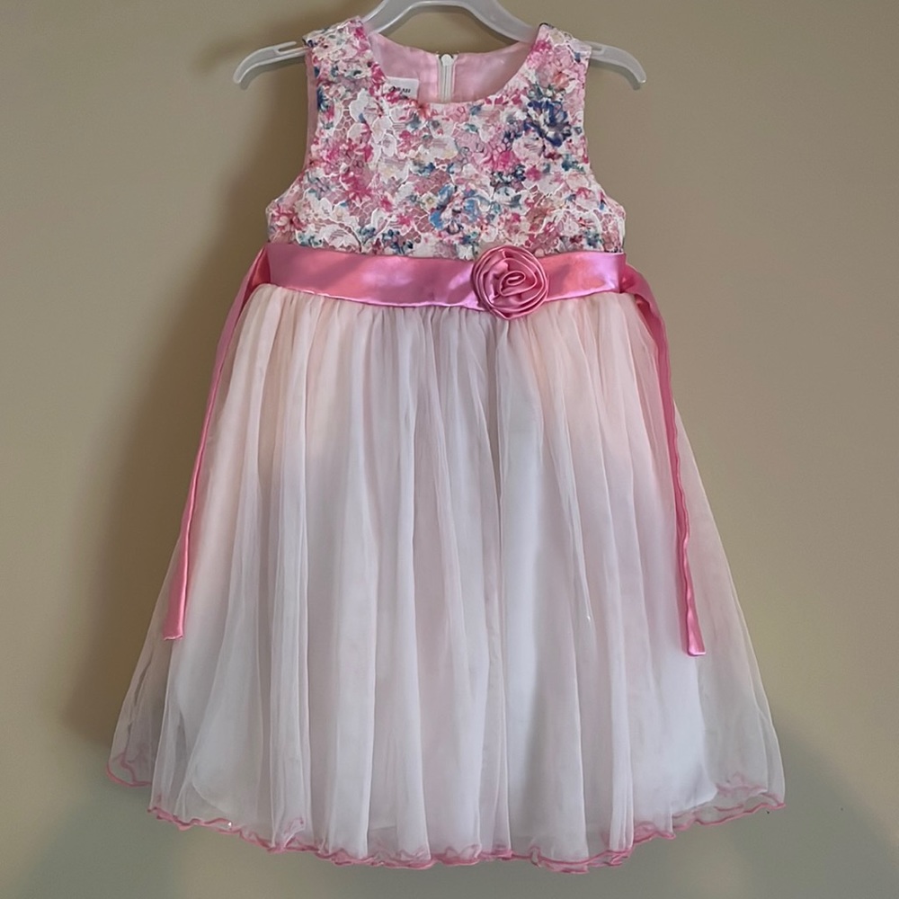 Little girls pink dress. Barely worn. Size 4T.